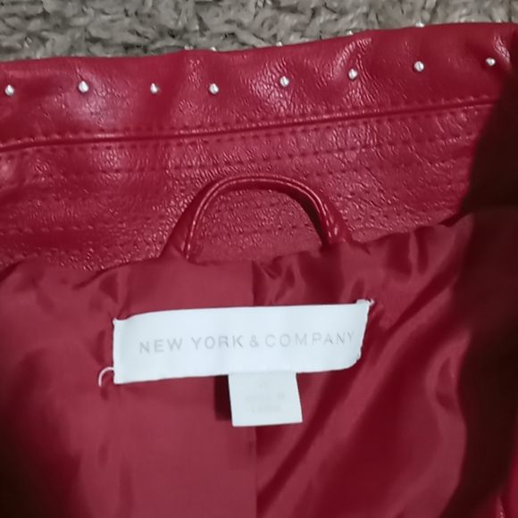 Red leather jacket - Picture 4 of 4